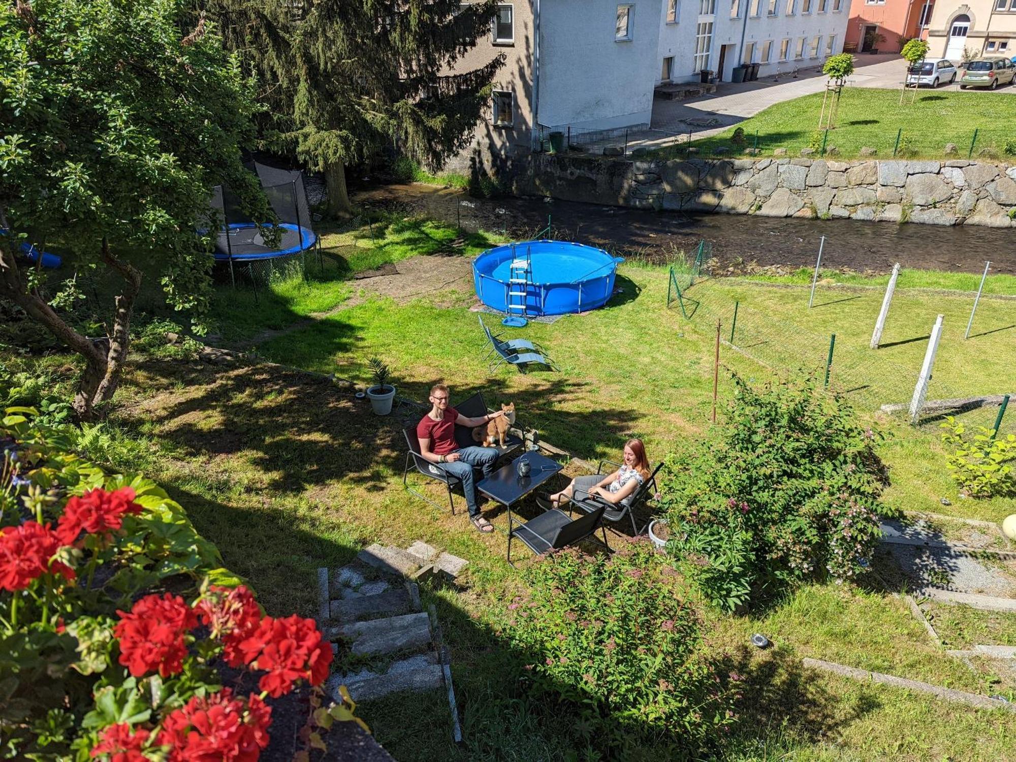 F2 - Urlaubsmagie Sauna, Whirlpool, Pool & Garten Зебниц Экстерьер фото